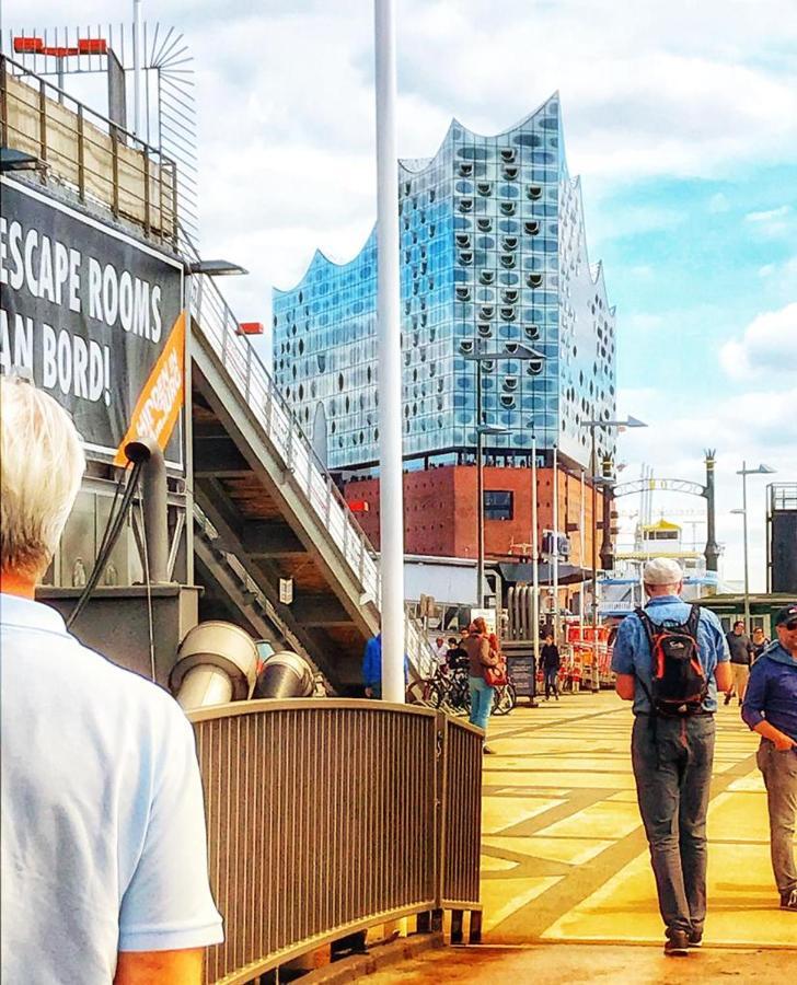 Ferienwohnung Schoenwaelder Mit Kleiner Terrasse Und Wall Box Buxtehude Exteriör bild
